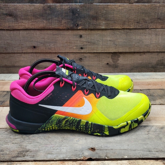 nike metcon 2 volt